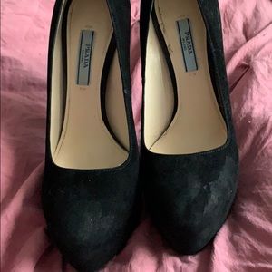 Prada Heels 👠 💯 Authentic